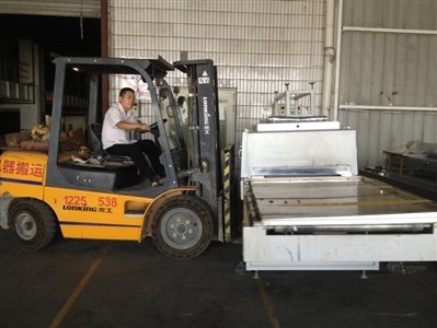 昆明路、虹口保定路、大连路叉车吊车出租与运输设备租赁服务解析